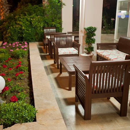 Kleopatra Aytur Apart Hotel Alanya Exteriör bild