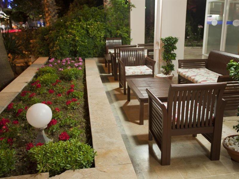 Kleopatra Aytur Apart Hotel Alanya Exteriör bild