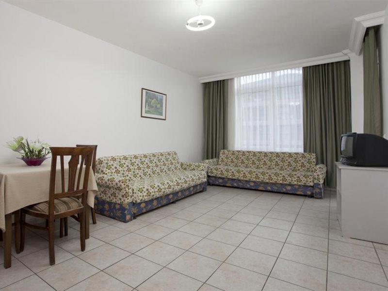 Kleopatra Aytur Apart Hotel Alanya Exteriör bild